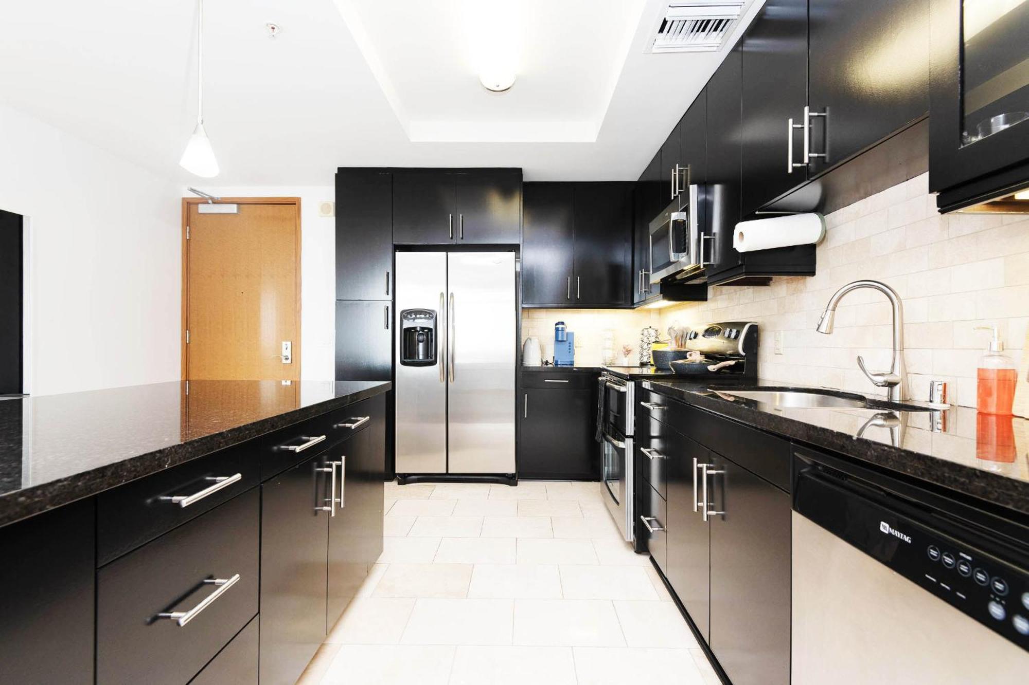 Sky-Rise Apartments Лос-Анджелес Экстерьер фото
